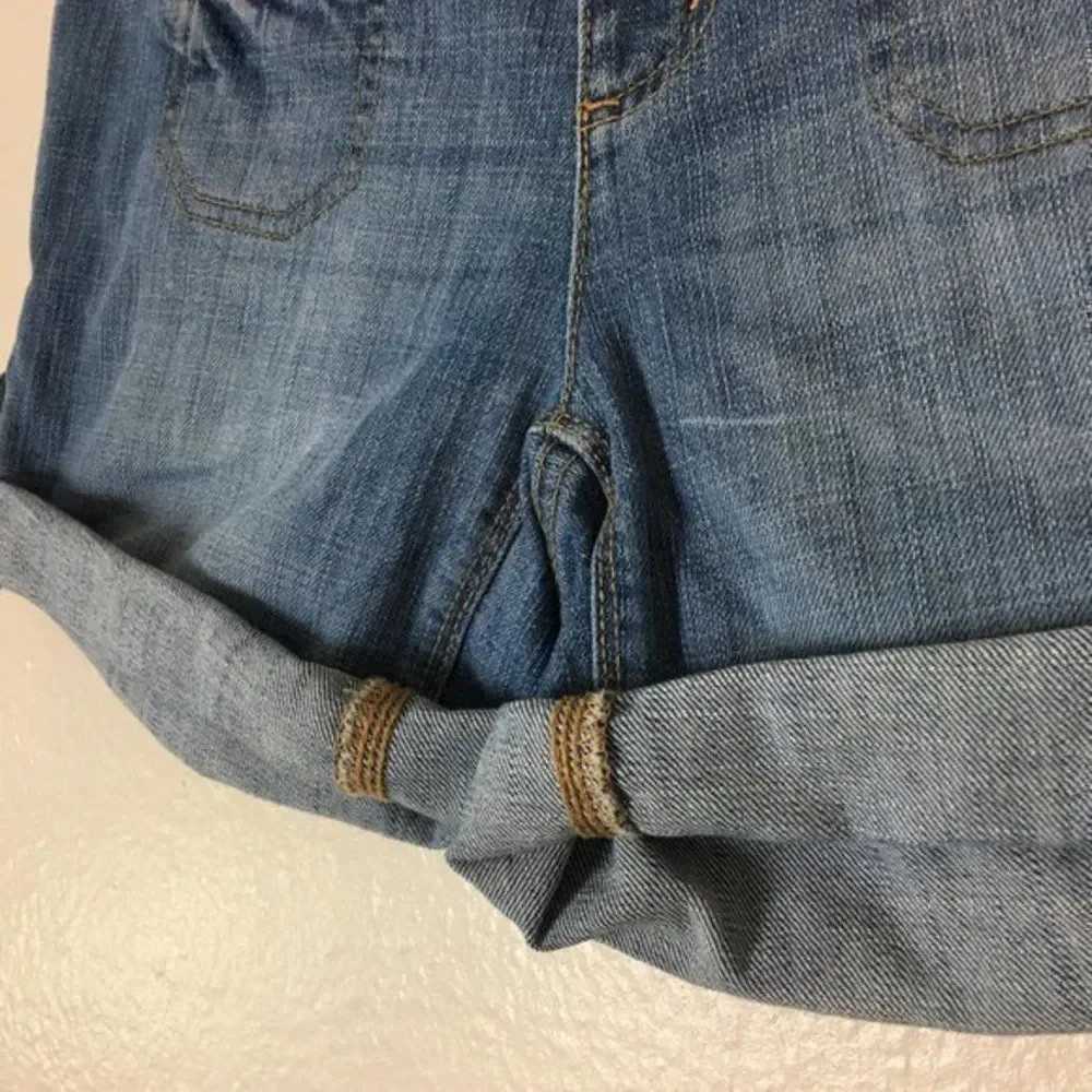 Tommy Hilfiger Jean Shorts Women’s Size 2 Roll Up Hem Blue Denim